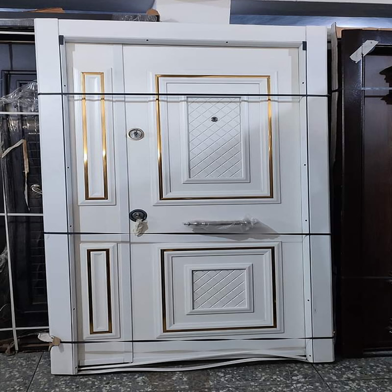 Modern Israeli Security Door with wood finish and multi-lock system<br />
